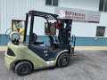 2014-un-5000-forklift-small-0
