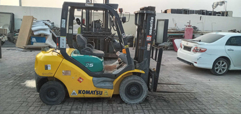 komatsu-fg25-nt-2018-big-1