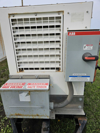 multiquip-whisperwatt-20kw-generator-big-1